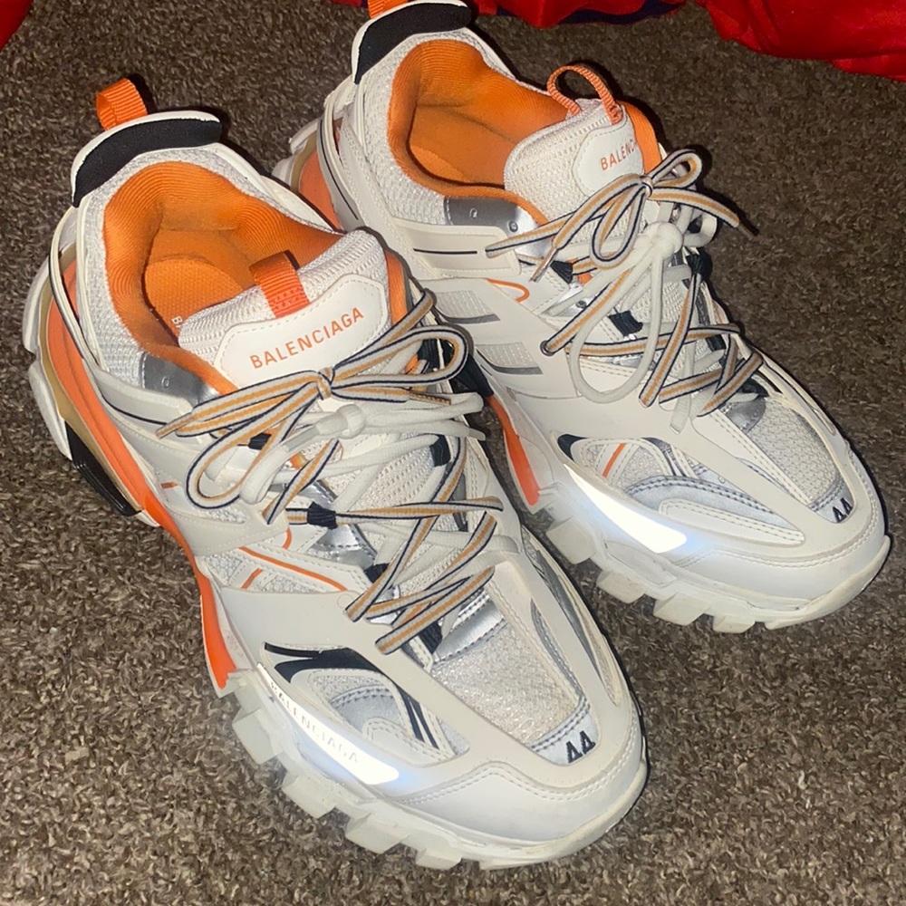 COPY - Balenciaga Tracks